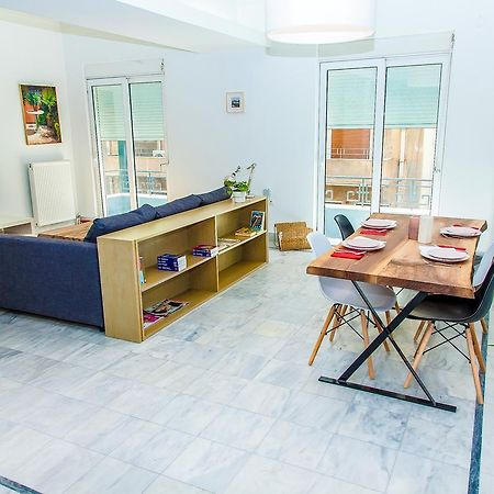 Alpha Boutique Apartment Next To Athens Museum Exterior foto